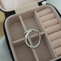 Ayarlı silver renk içi boş daire model yüzük 