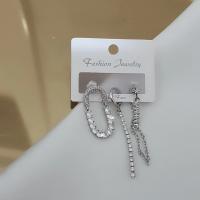 Silver renk taş detaylı 3 lü küpe set 