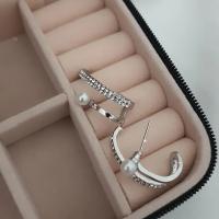 Vip silver renk ikili model küpe